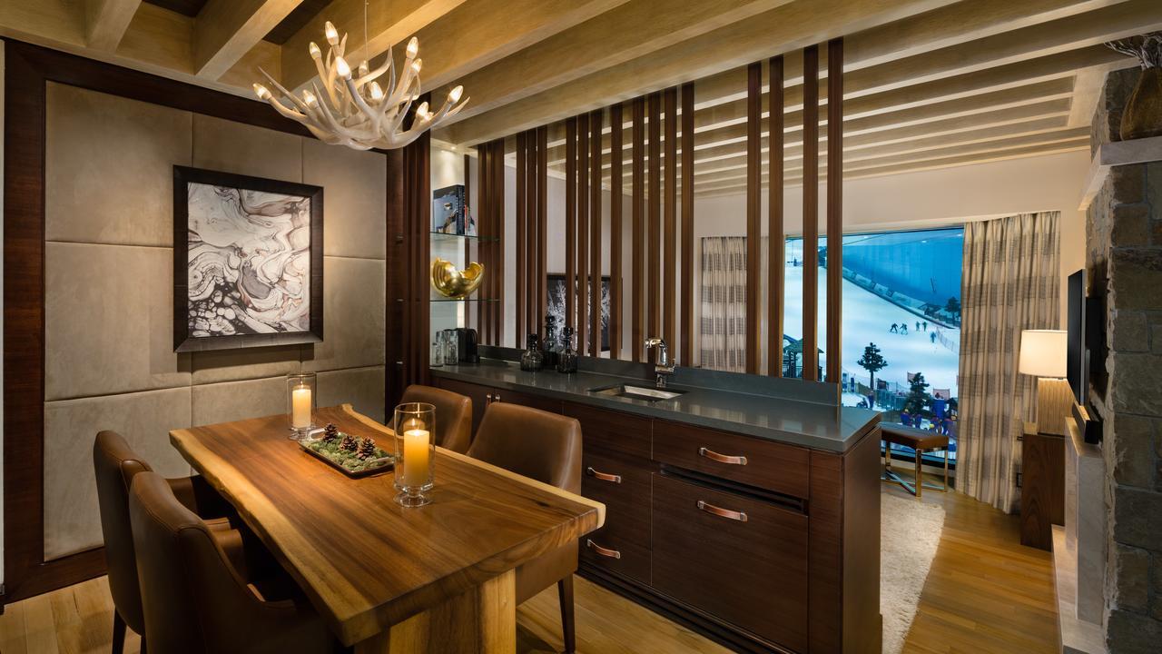 Aspen Chalets By Kempinski Hotel Mall Of The Emirates Dubai Exteriör bild